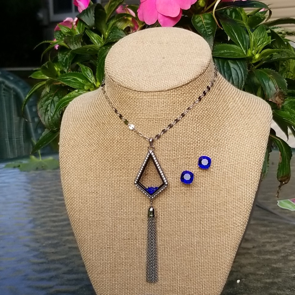 Origami owl  Silver gio locket set